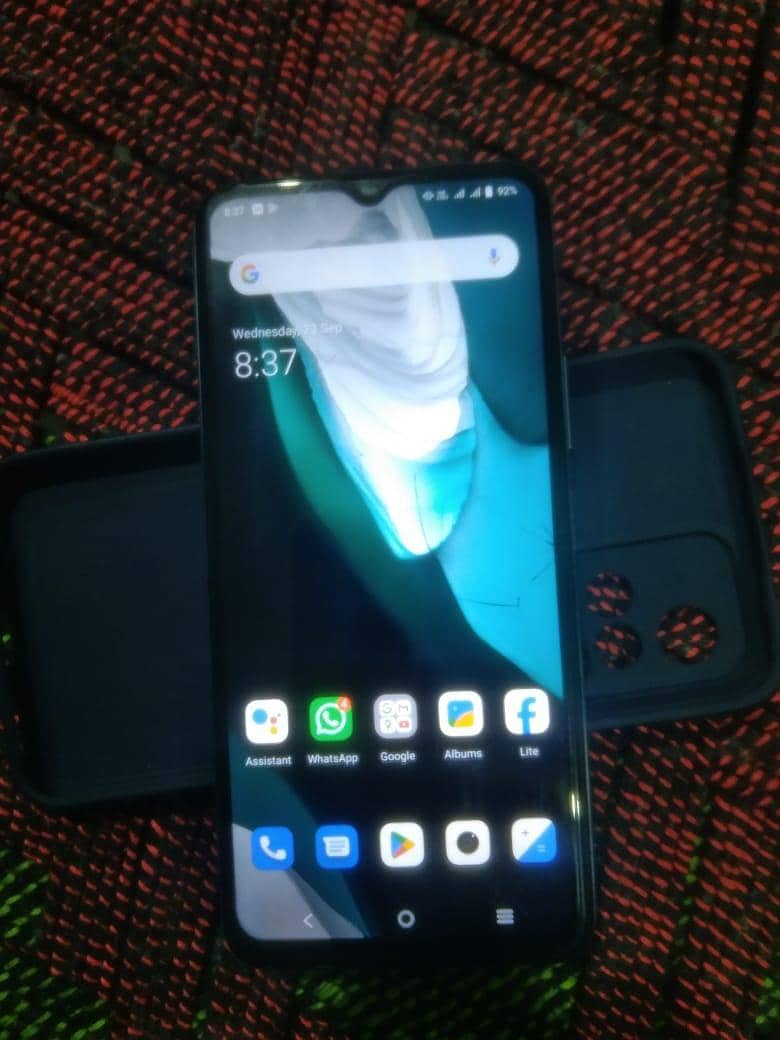 Vivo V21 1
