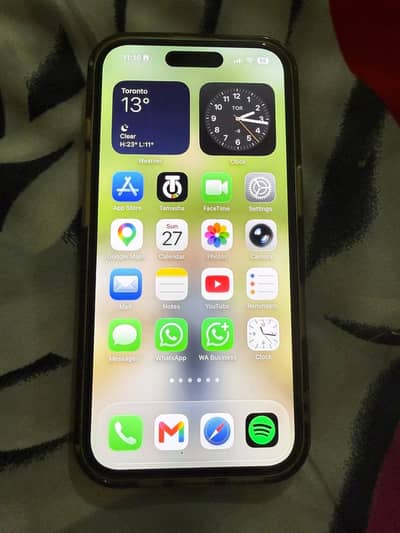 Apple iPhone 16