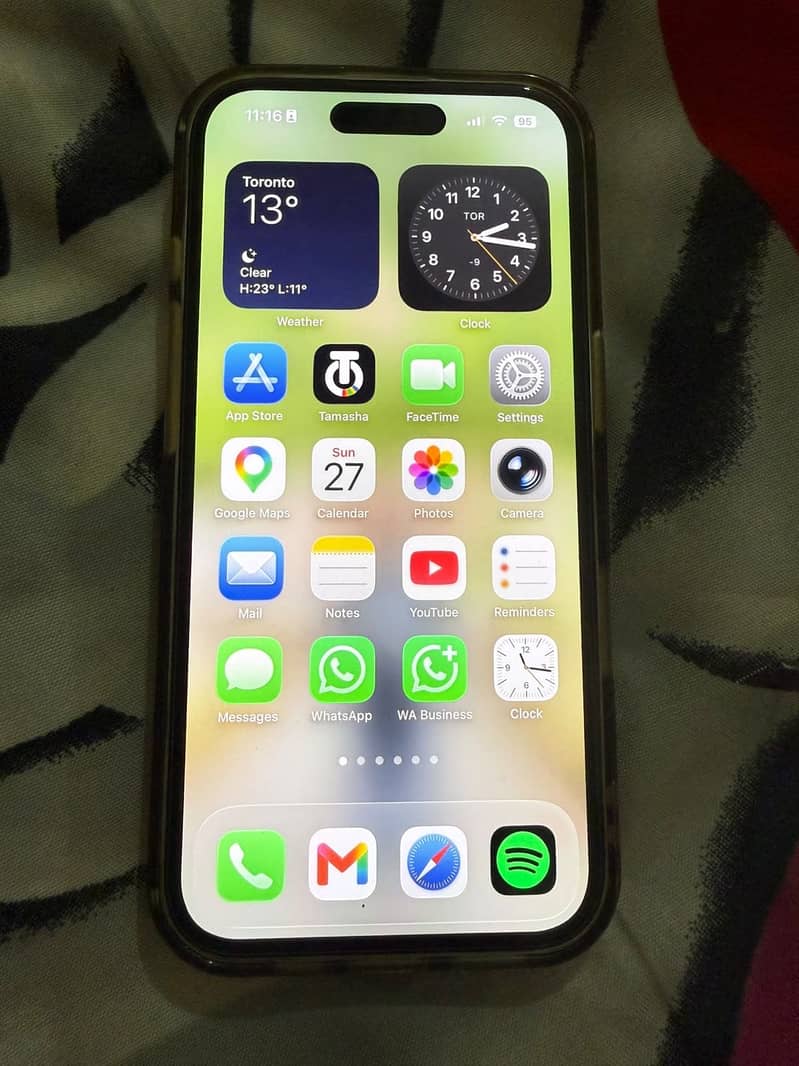 Apple iPhone 16 Canada Model 0