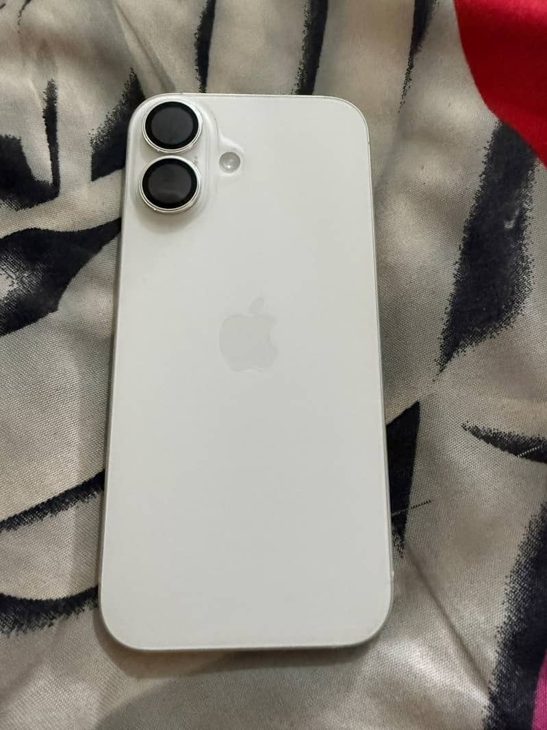 Apple iPhone 16 Canada Model 2