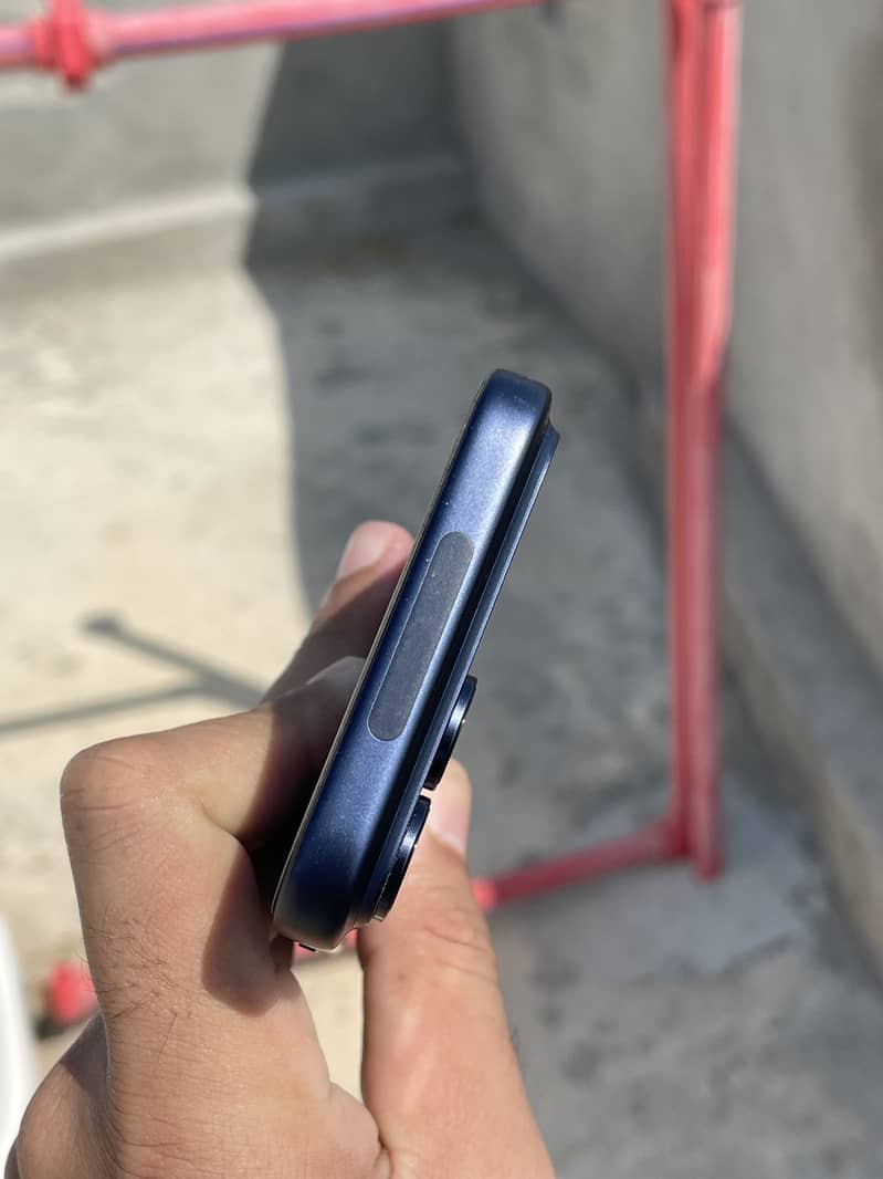Apple iPhone 17 Pro Max 1