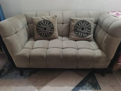 7 Seater sofa set and 1 center table
