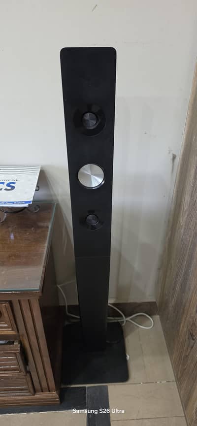 Philips Tower Speakers for sale (2 pcs)