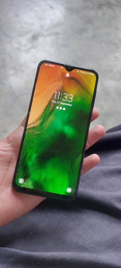 Samsung Mobile A20