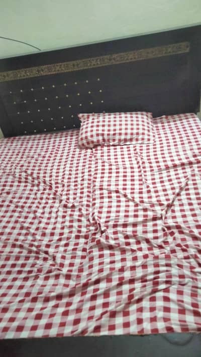 Bed for sale with matrices