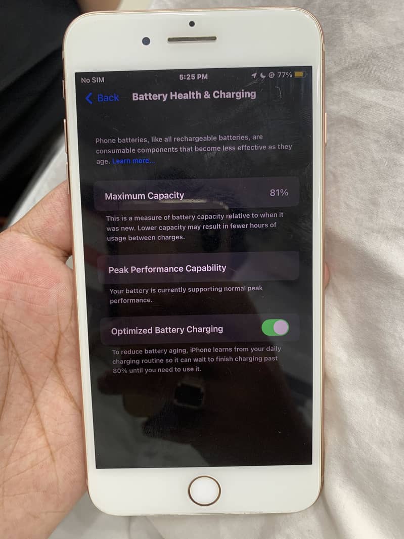 Apple iPhone 8 Plus 0