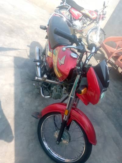 Honda CD 70 Dream 2021 / (0-3-2-7-8-1-0-3-1-2-0)