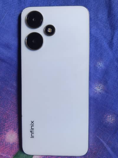 Infinix Hot 30 Play
