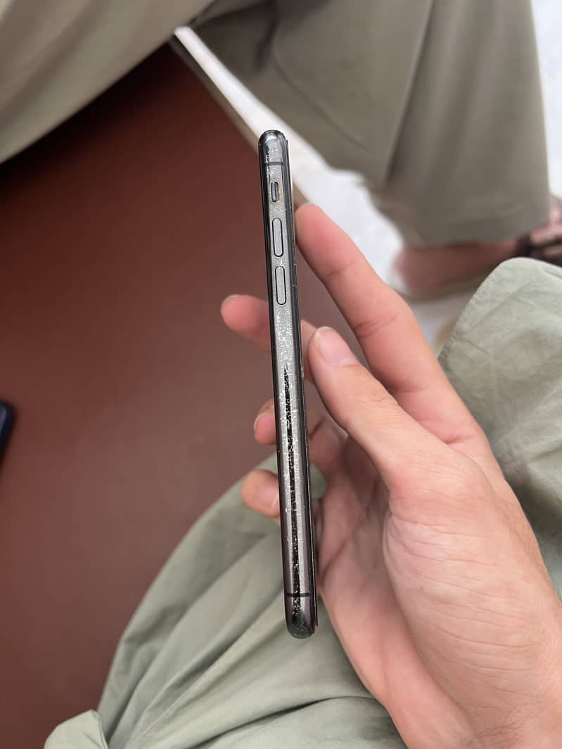 Apple iPhone X 1