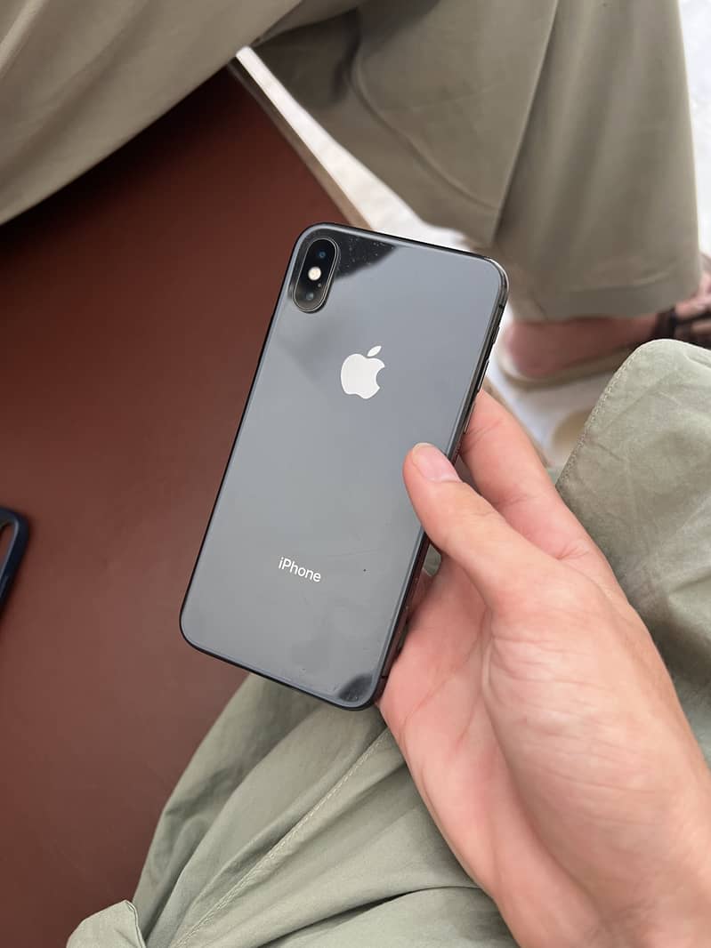 Apple iPhone X 2