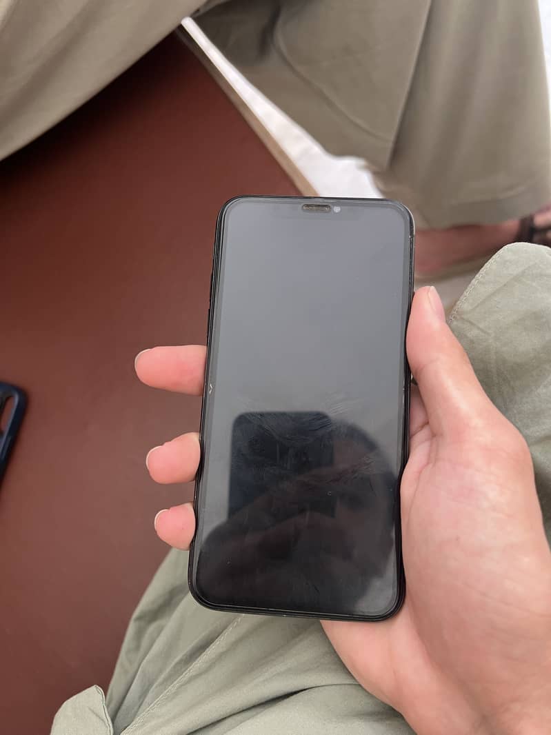 Apple iPhone X 3
