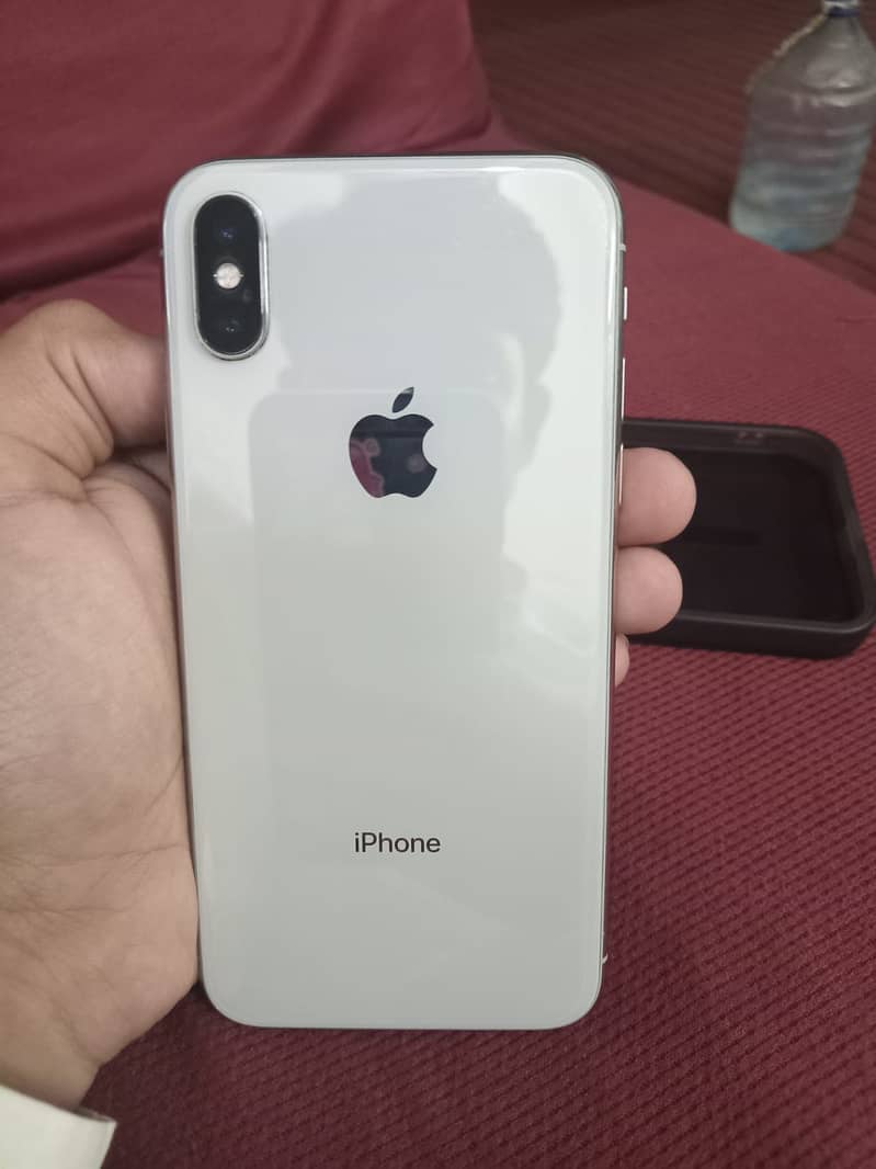 Apple iPhone X 3