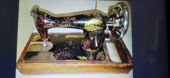 Sewing machine with Starter