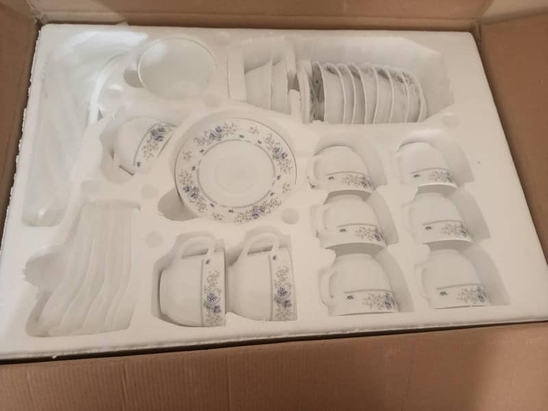 marble dinner set 2