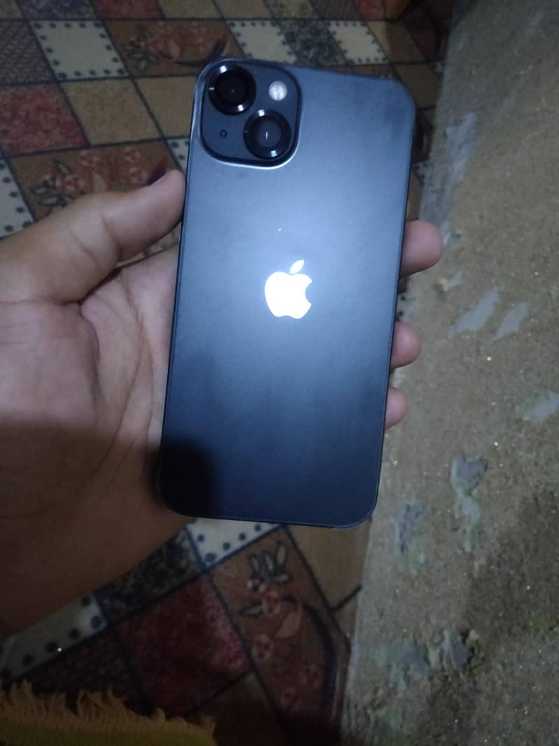 Apple iPhone 13 0