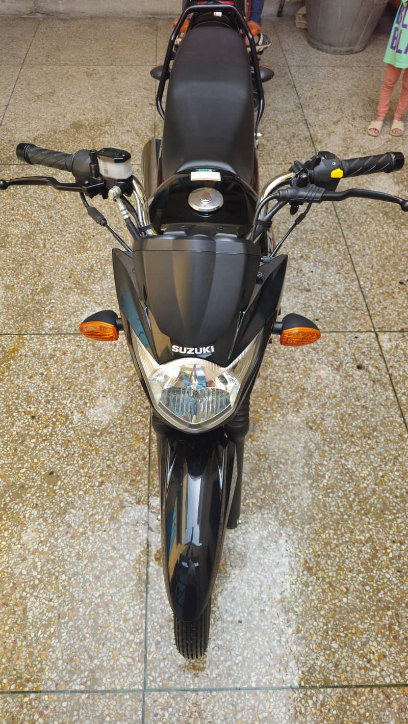 suzuki GR150 1