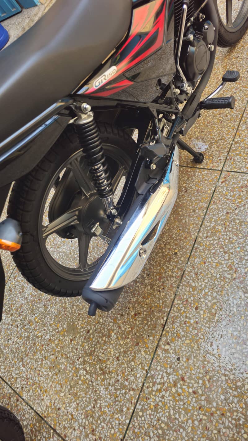 suzuki GR150 5