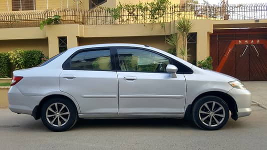 Honda City Vario 2005. . Auto