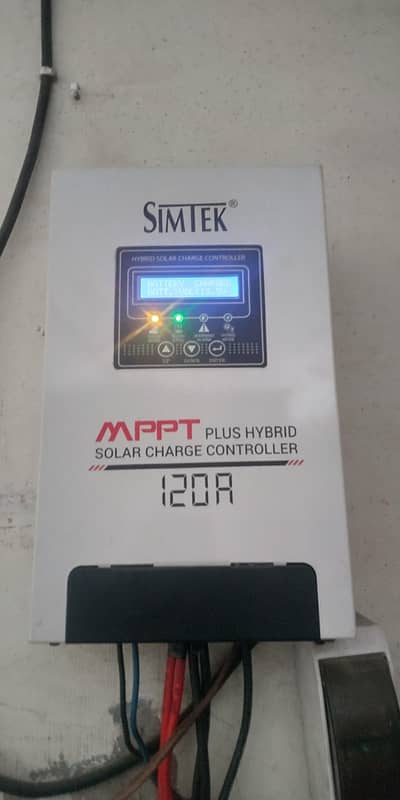 Simtak 120Amp MPPT charge controller