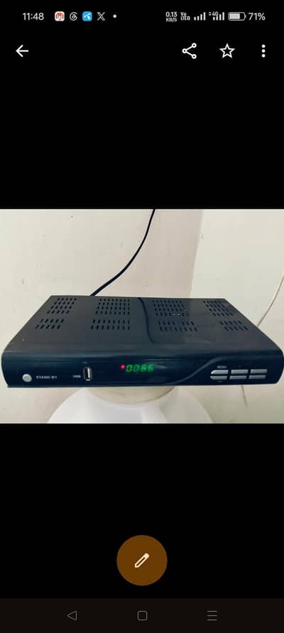 Dish Antena + Dish receiver + LNB + connection cables and antena wire.