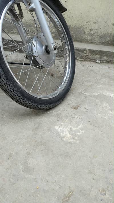 bike lene k Liye is number pr rabta krein 03128185789