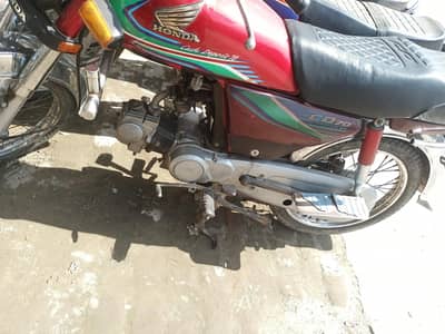 CD 70 2017 model Very nice bike