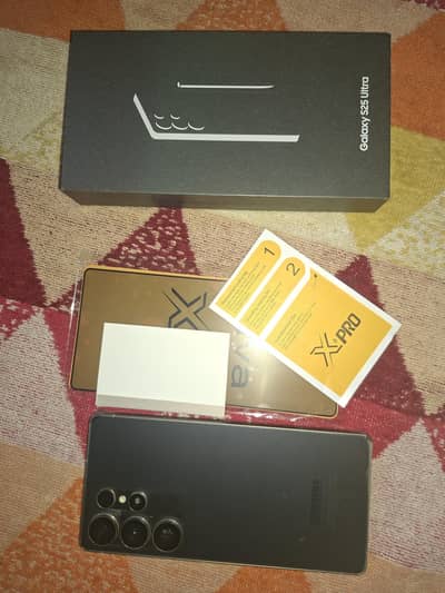 Samsung Galaxy S25 Ultra in excellent condition.  512GB Storage
