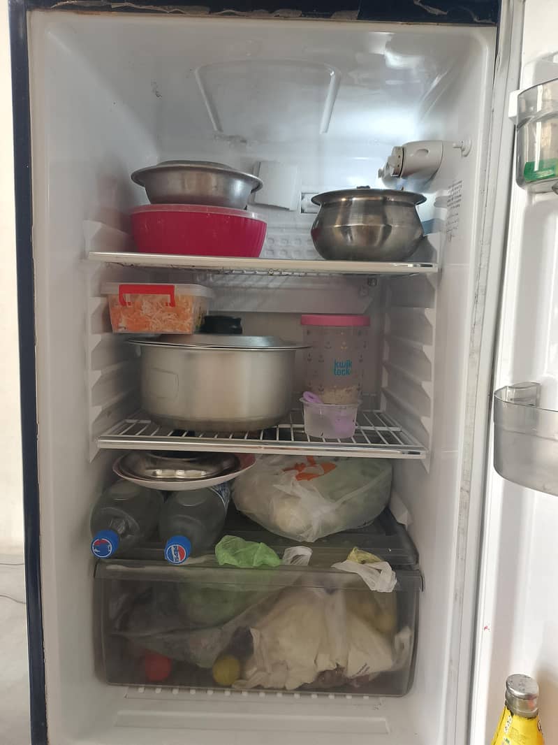 refrigerator 4