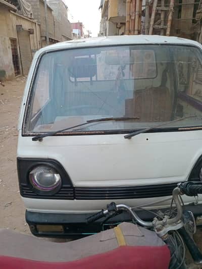 Suzuki Ravi 2009