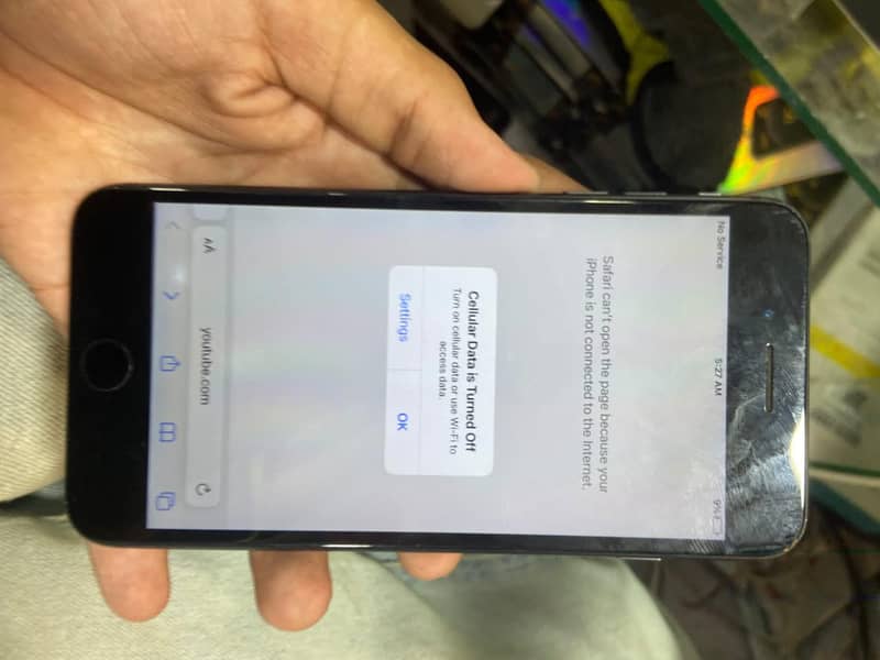 Apple iPhone 8 Plus 2