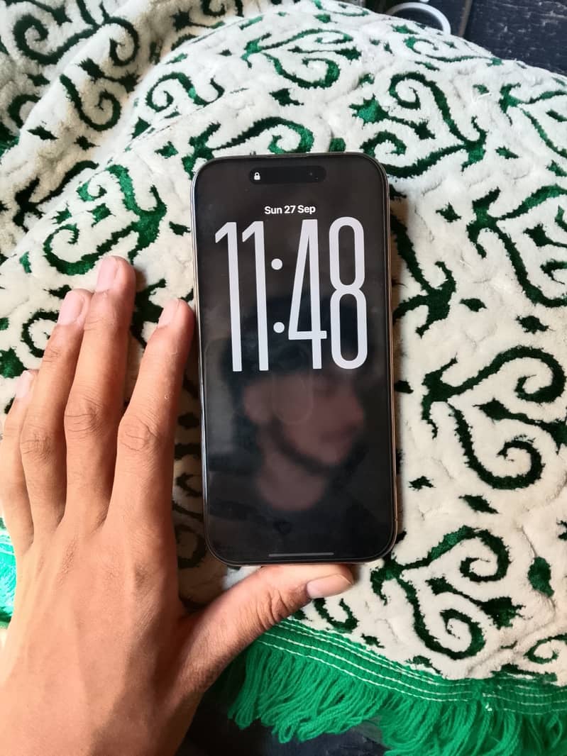 Apple iPhone 16 Pro 5