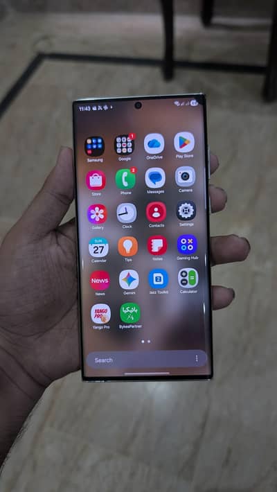 Samsung S22 Ultra 12/256 - Official PTA Approved - Minor Spot
