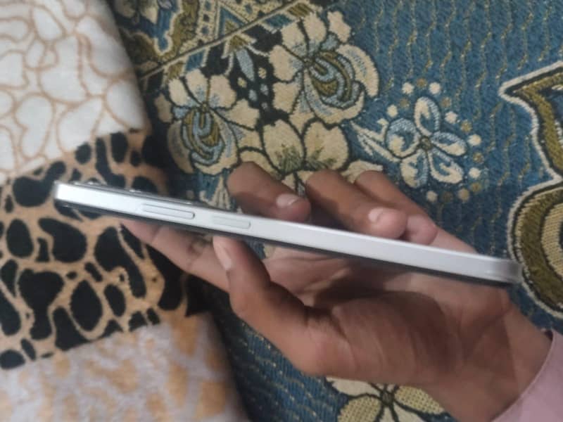 Realme C71 1