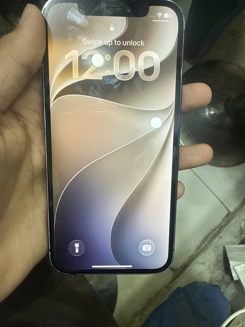 Apple iPhone 12 0