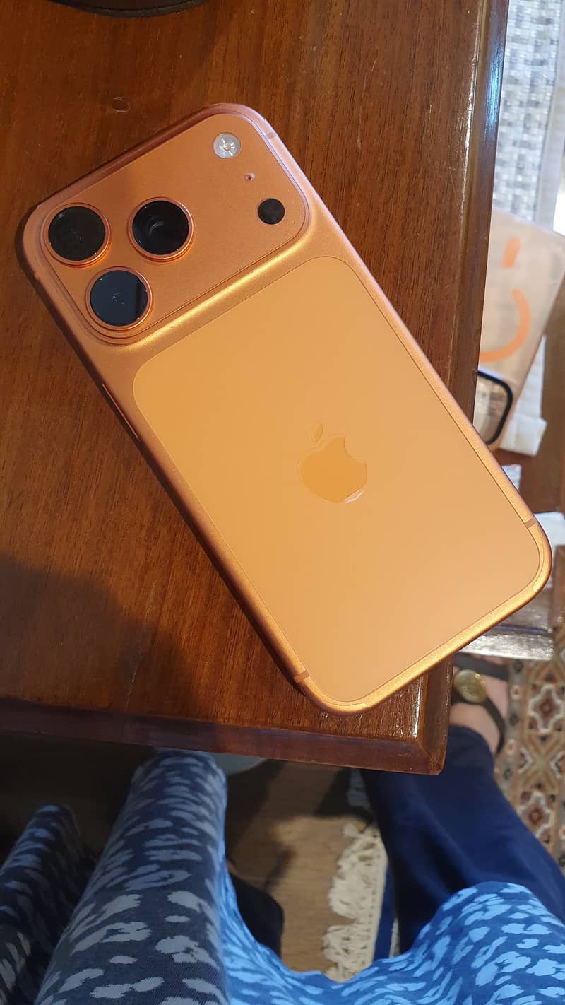 Apple iPhone 17 Pro 0