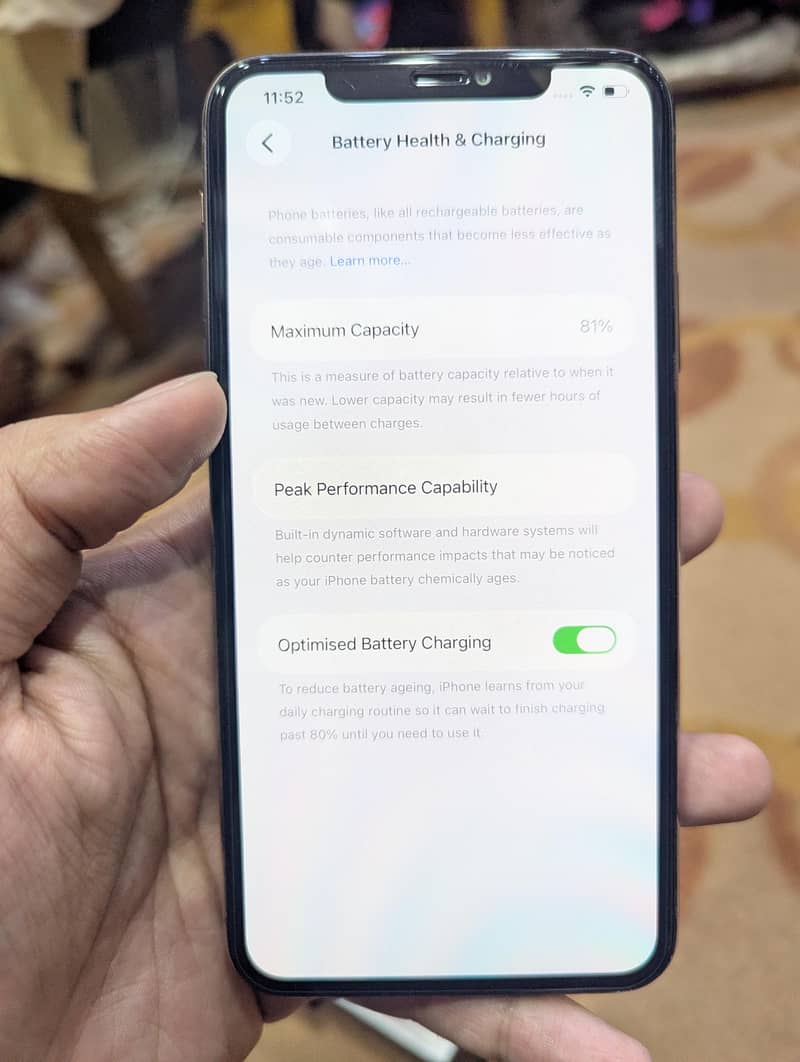 Apple iPhone 11 Pro Max 2