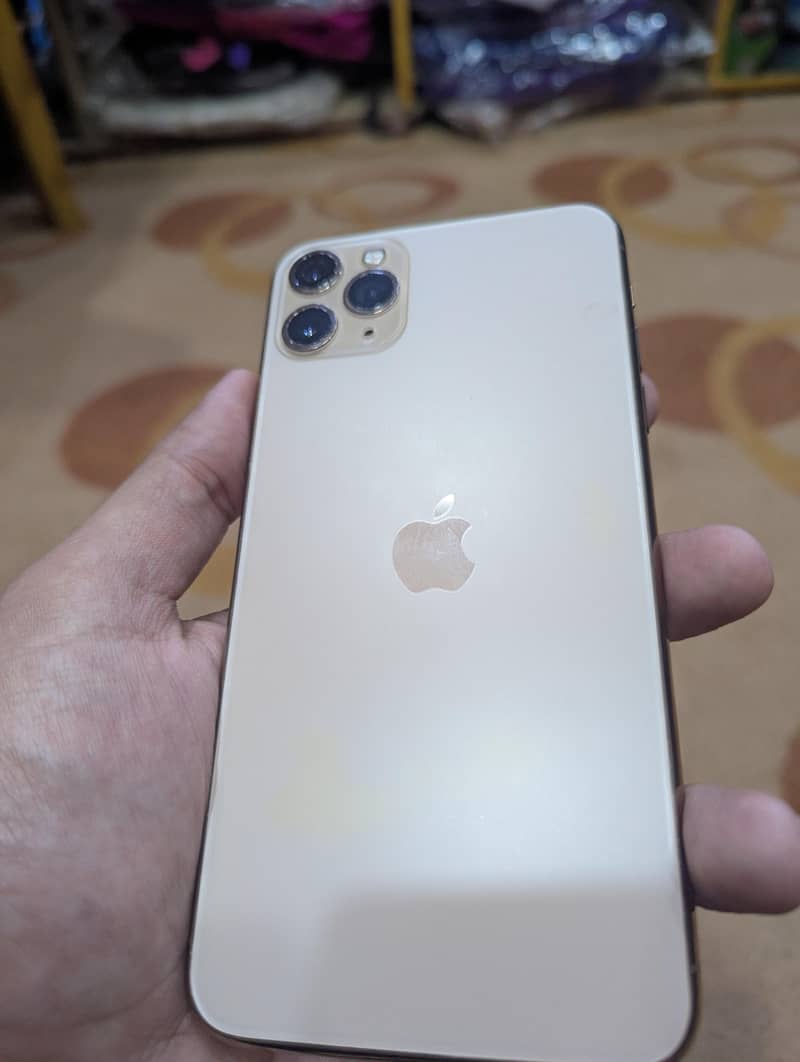 Apple iPhone 11 Pro Max 3
