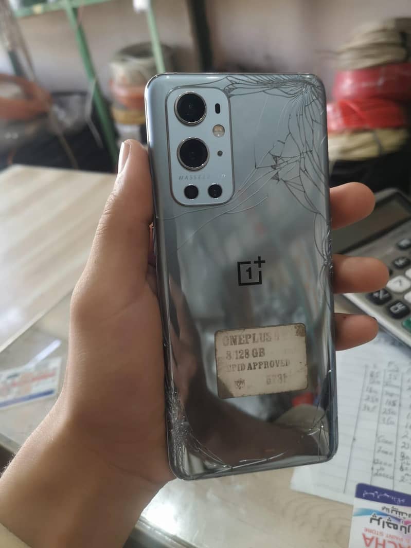 One Plus 9 Pro 5