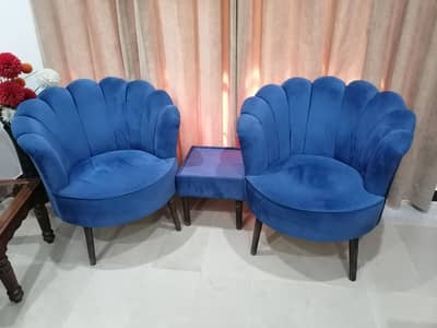 Modern Royal Blue Velvet Seashell armchairs set with Matching Side Tab