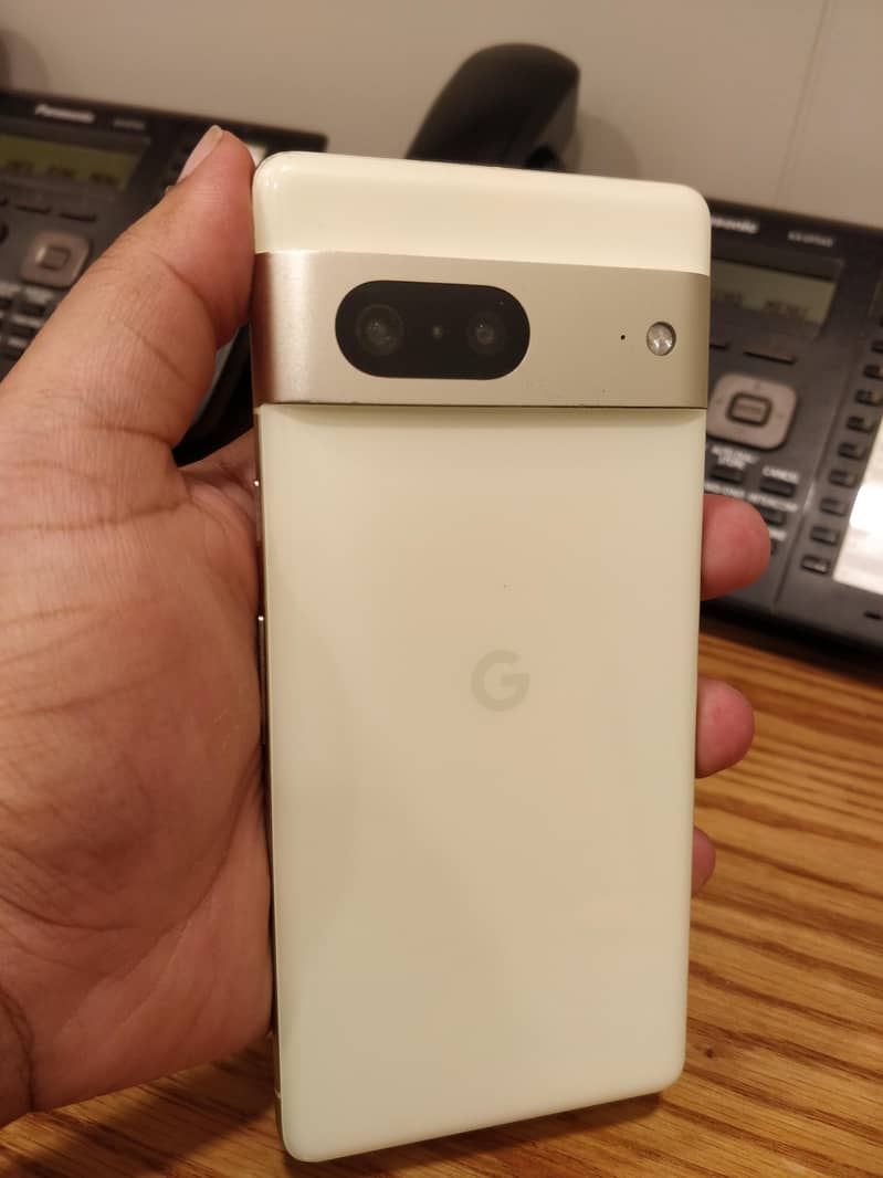 Google Pixel 7 2