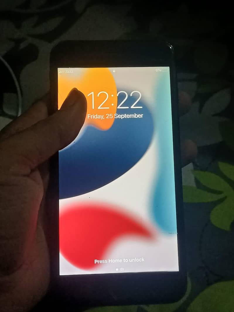 Apple iPhone 7 Plus 1