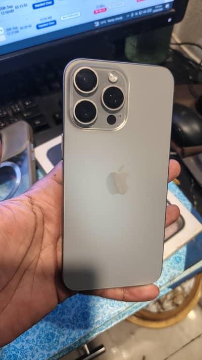 Iphone 15 pro max 256 JV with only box.
