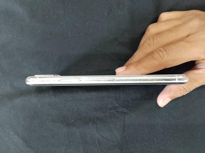 Apple iPhone XS 2