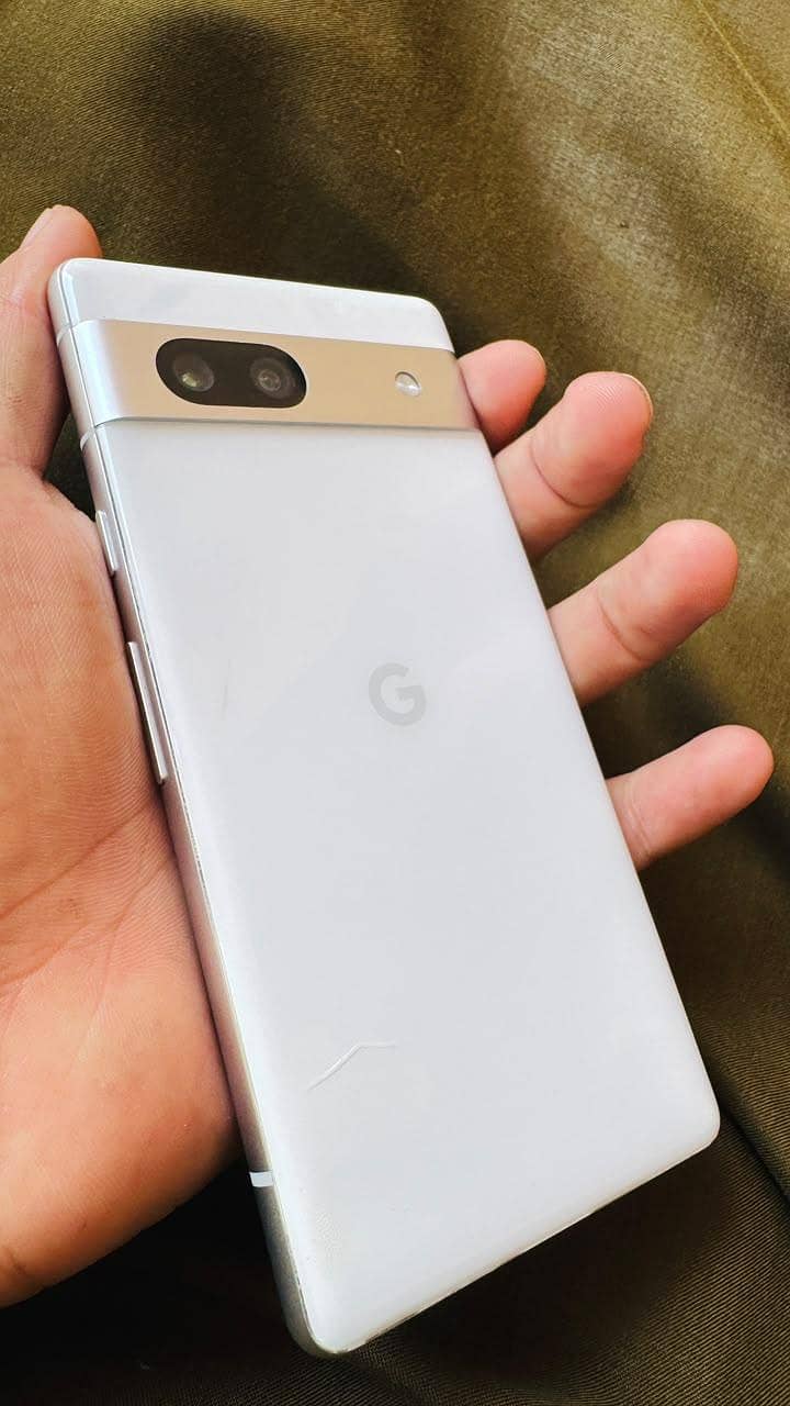 Google Pixel 7a 1
