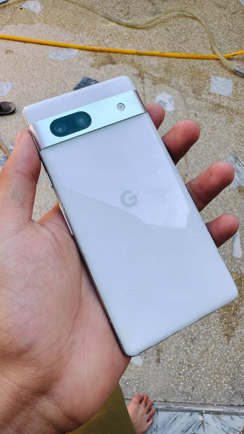 Google Pixel 7a 2