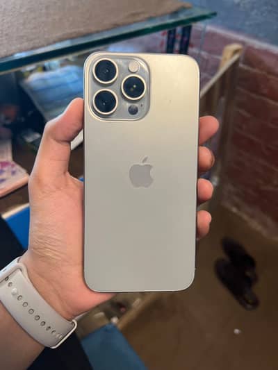 Apple iPhone 15 Pro Max