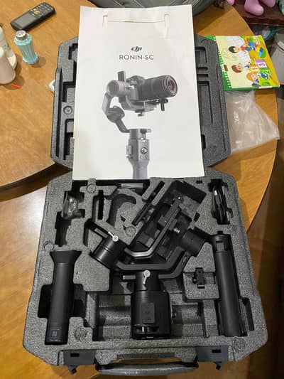 DJi ronier Sc good battery timing condition 10 by 9.5