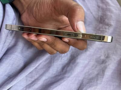Apple iPhone 12 Pro