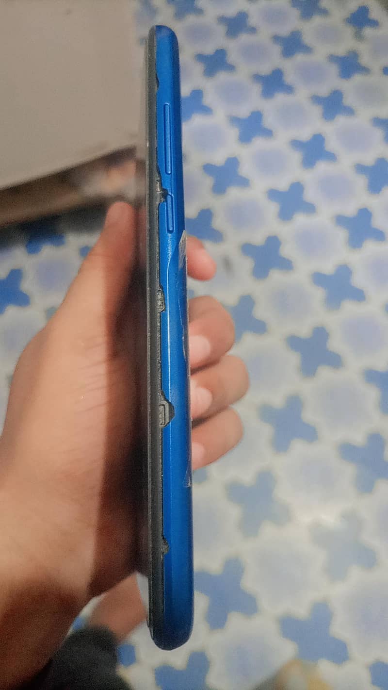 Alcatel 3 2