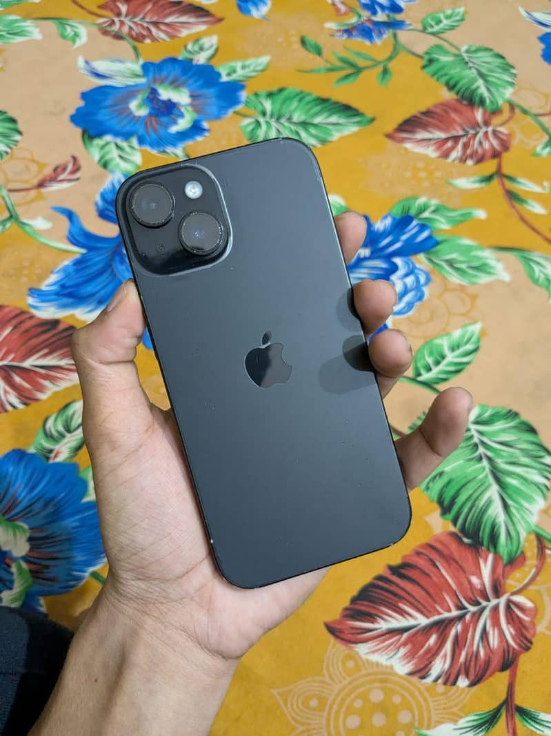 Apple iPhone 15 1